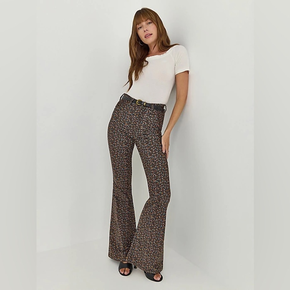 Lee WOMEN'S HIGH RISE FLORAL PRINT CORDUROY FLARE JEAN